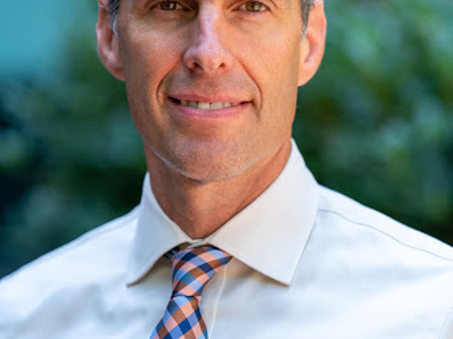 Erik Lundquist M.D.