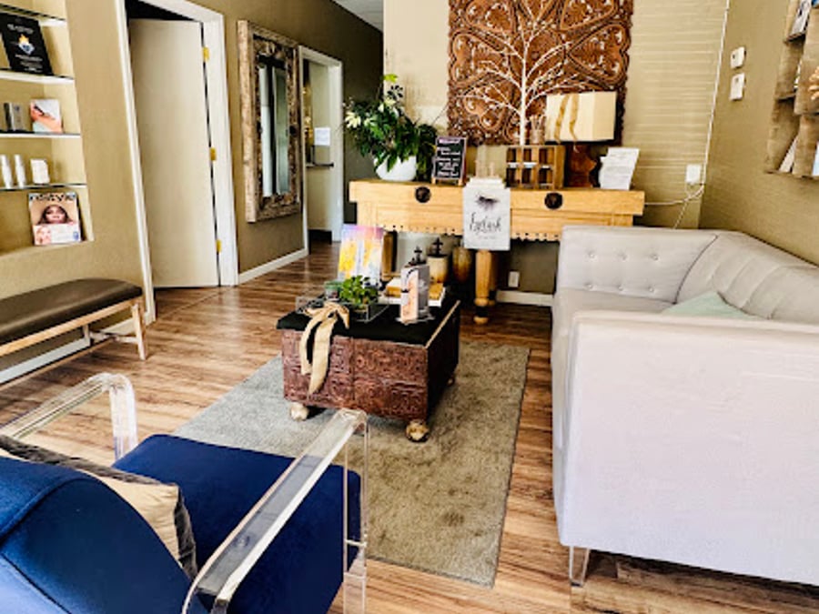 Rh Esthetics