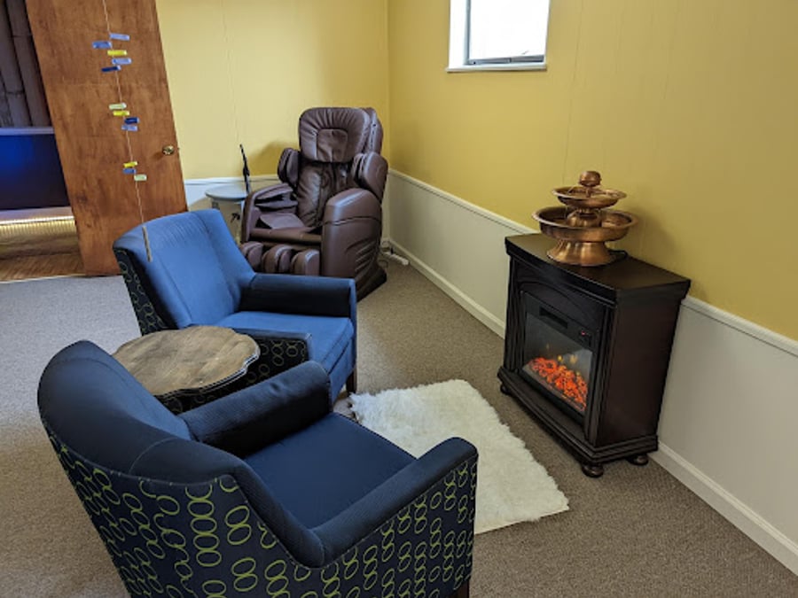 LiveWELL: The HEALing CommUNITY