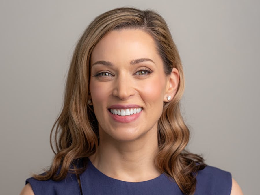Facial Plastics Center: Lindsey Goyal MD