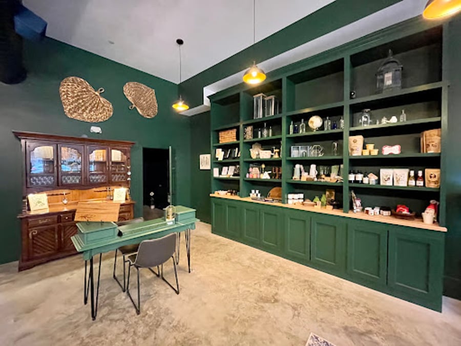 Aglow Apothecary + Healing Haven