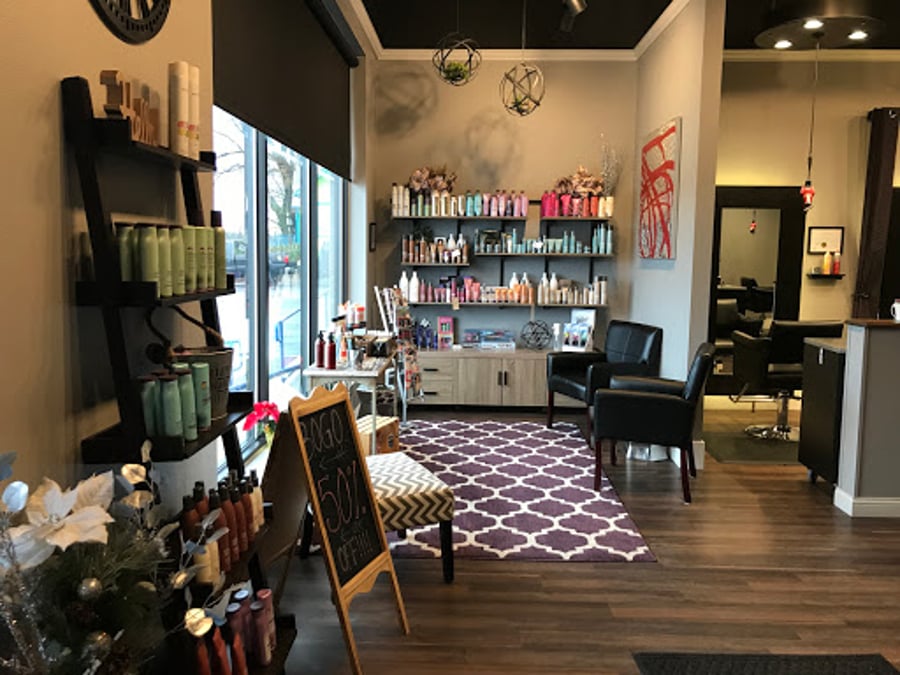 Pura Vida Salon & Spa