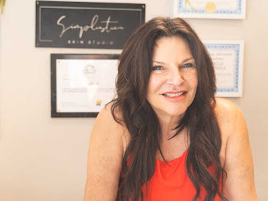 Simplistica Skin Studio
