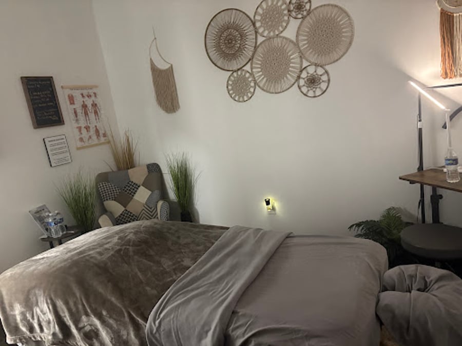 Glowing Aura Wellness Massage & Spa