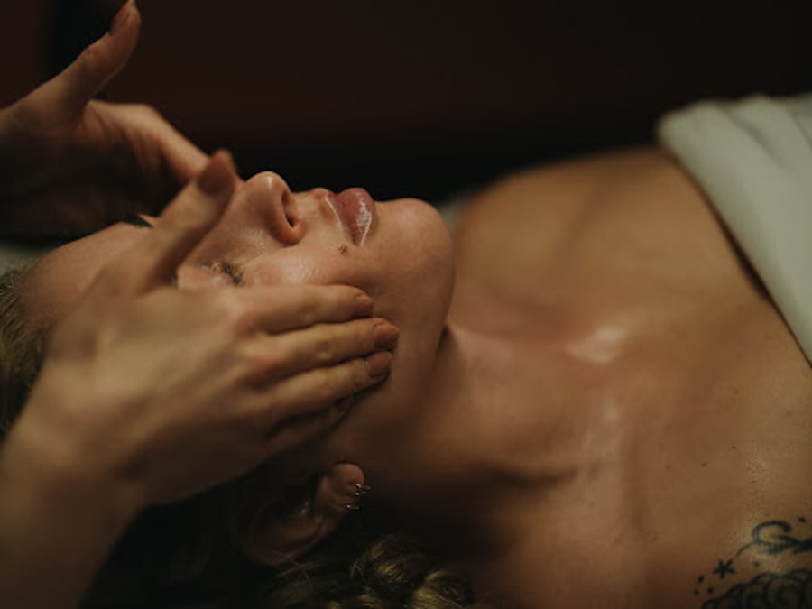 Esthetic Remedy with Kari