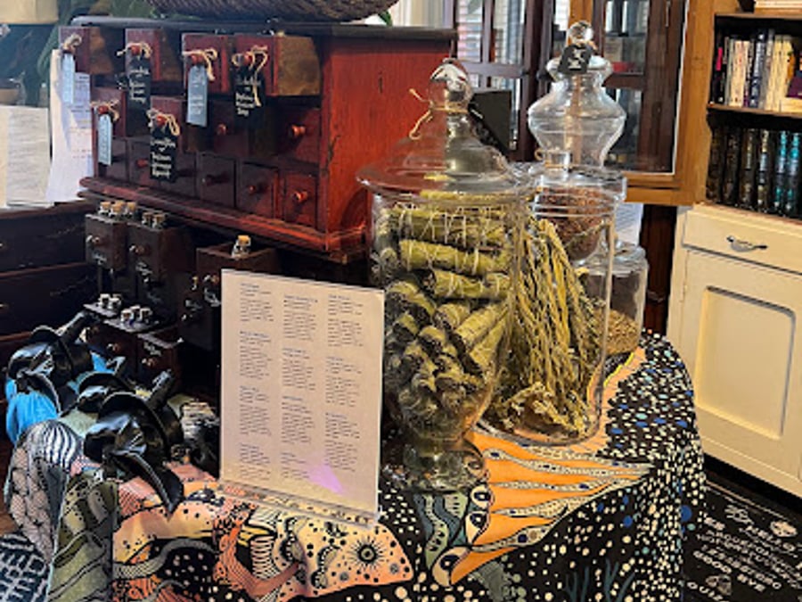 Herb & Smudge Apothecary