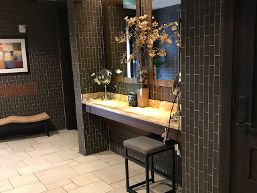 Sandalwood Spa