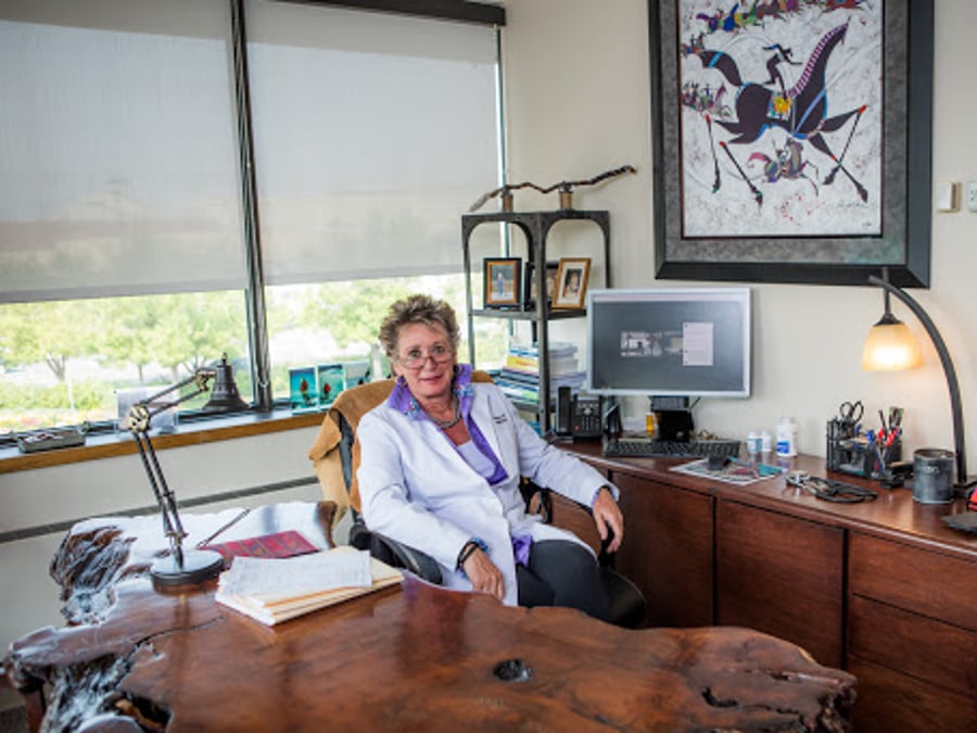 AgeWellMD: Hope Engsberg MD