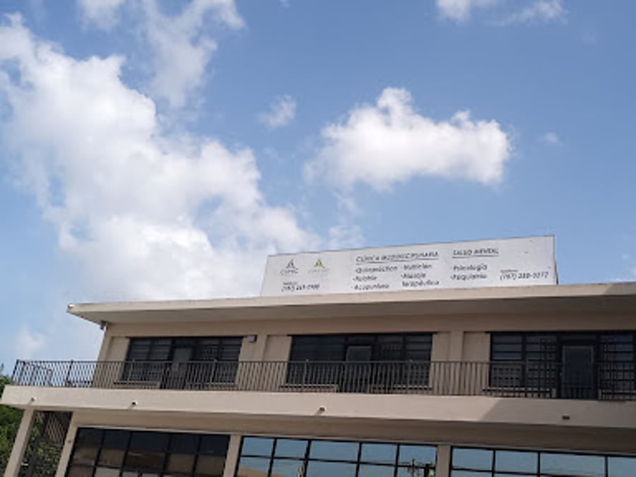 Centro Universitario de Medicina Integral y Complementaria de Puerto Rico (CUMIC)