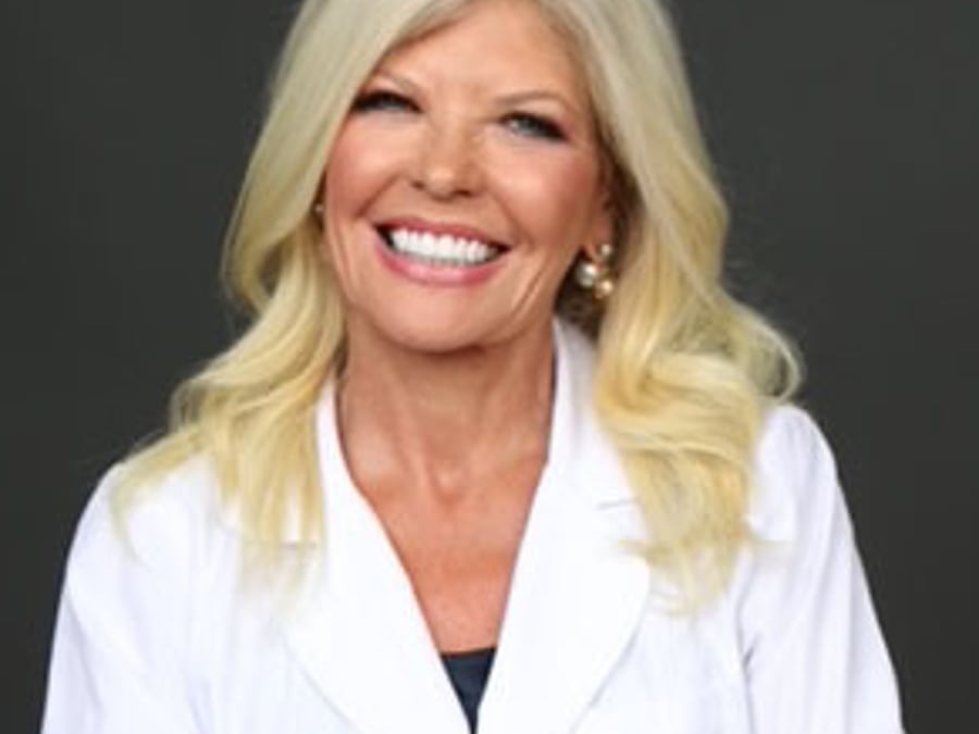 Sue DeCotiis, MD - NYC Medical Weight Loss Doctor