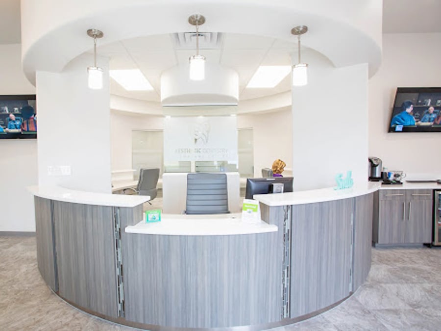 Aesthetic Dentistry & Implant Center
