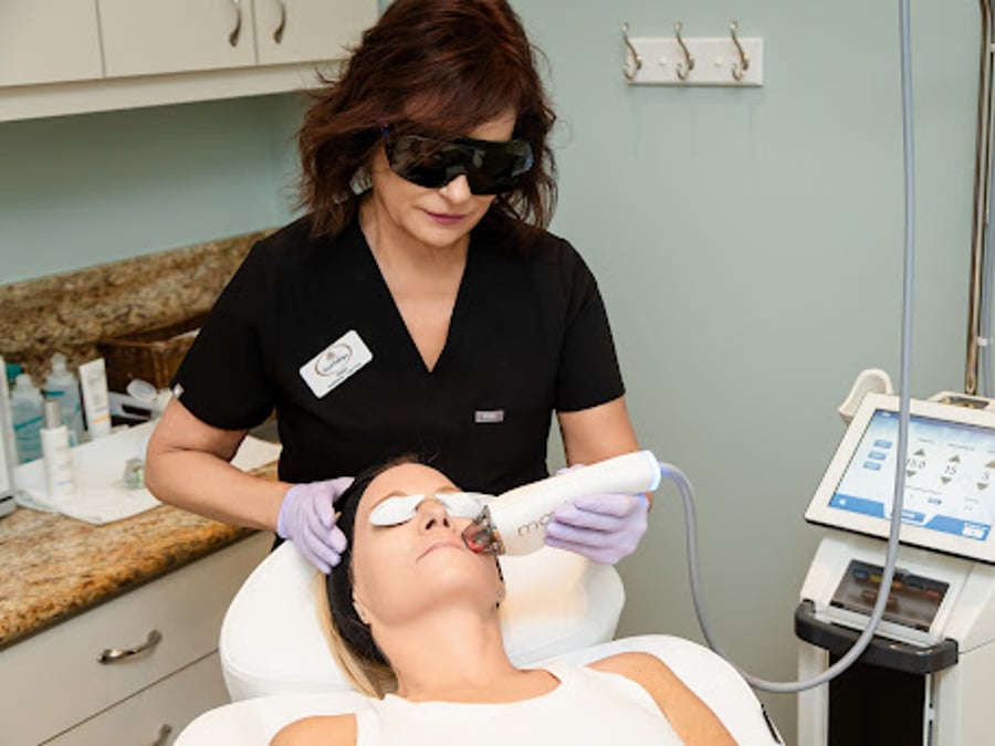 Facial Esthetique Med Spa - Bonita Springs