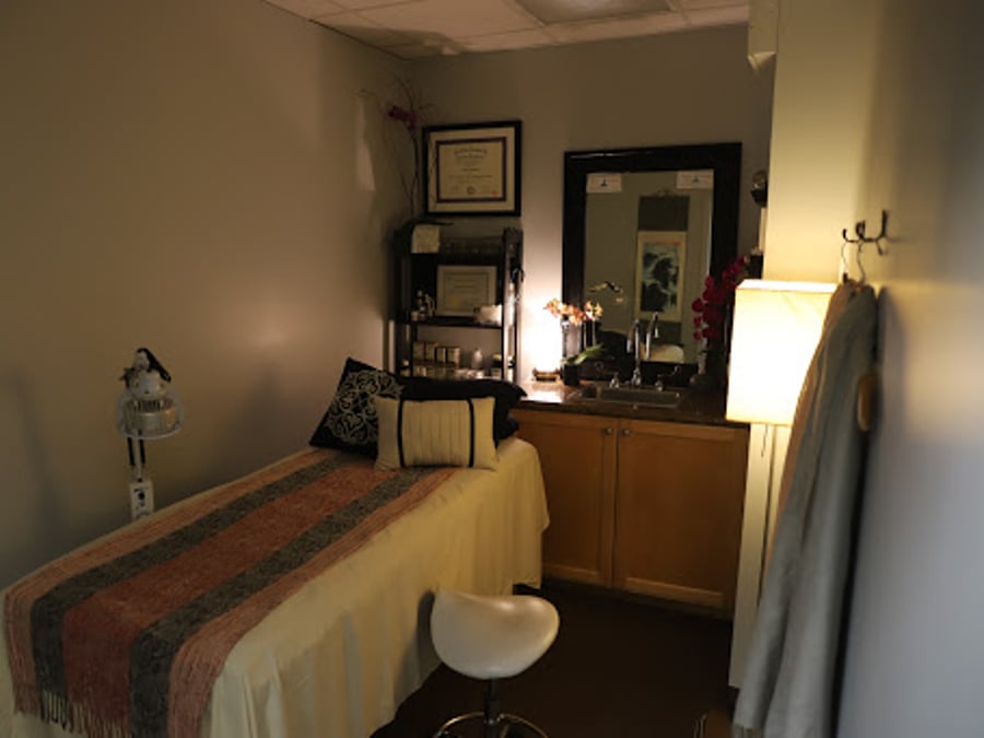Katherine McCune Acupuncture LLc