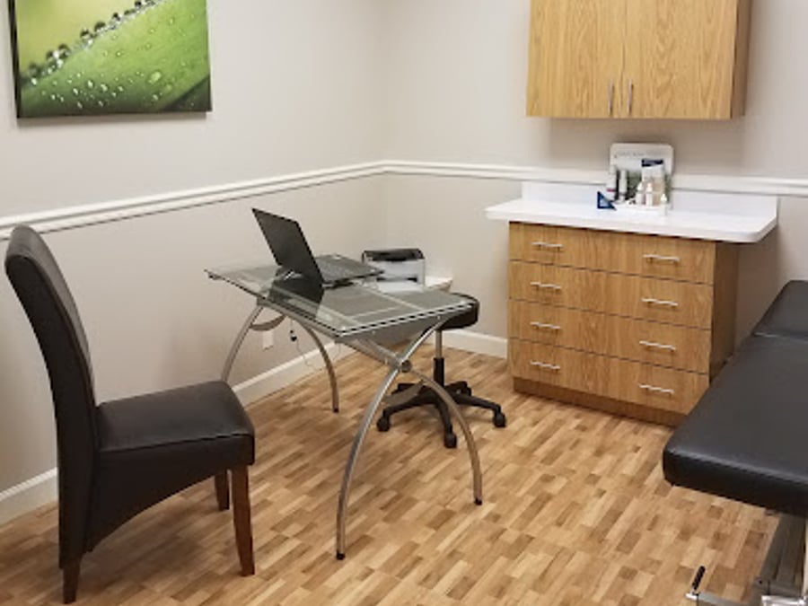 eMDe Cares | Dr Joan Baijnath | Integrative Medicine