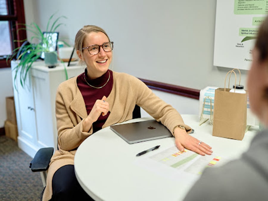Dr. Rachel Poll (Wanninger)