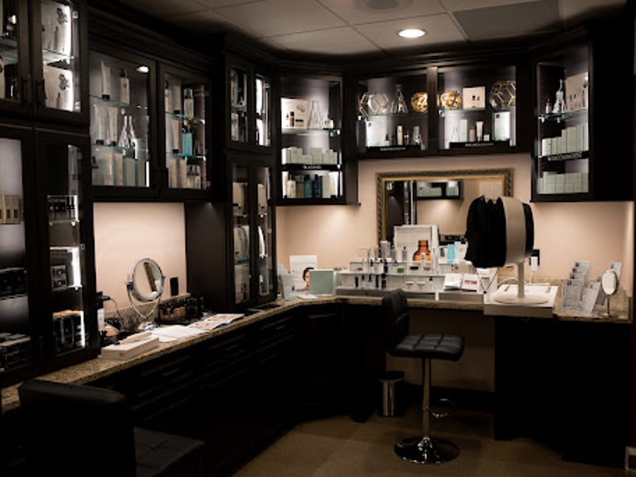 Institute of Aesthetic Plastic & Reconstructive Surgery
