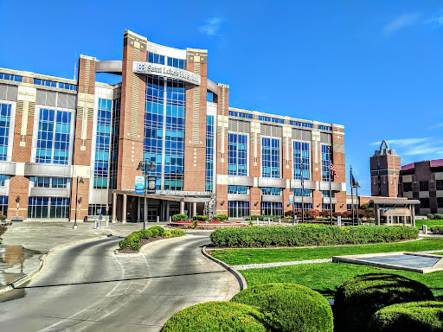 Saint Luke's Center for Surgical Weight Loss-Plaza