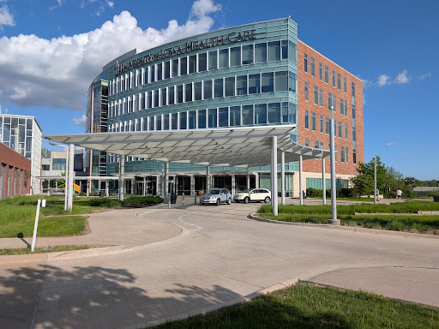 University of Iowa Health Care - Iowa River Landing