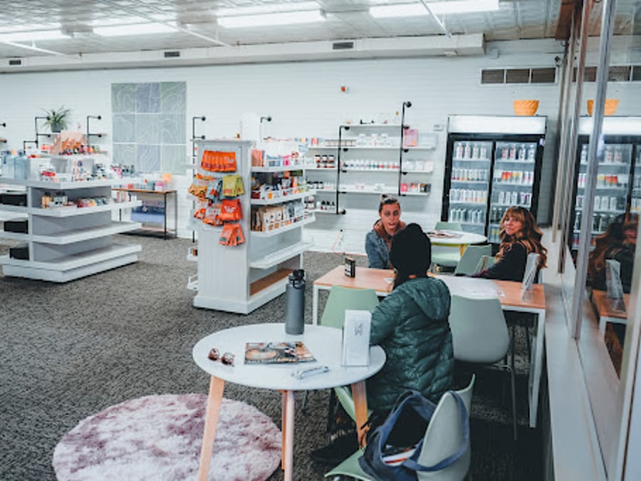 The Middle Wellness