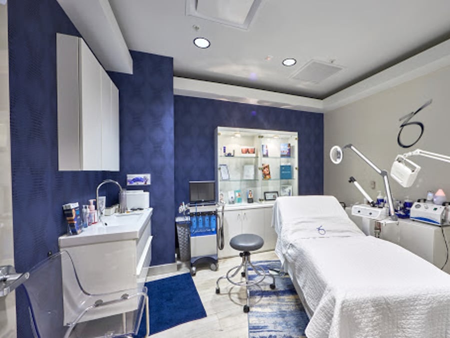 Clinique of Plastic Surgery, Dr. Christian G. Drehsen
