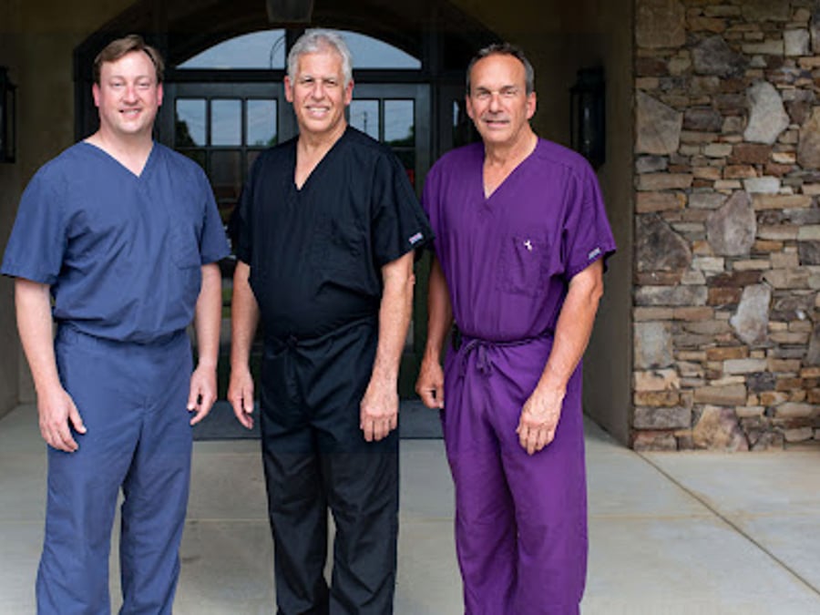 Plastic Surgery Associates of Montgomery (PSAOM)