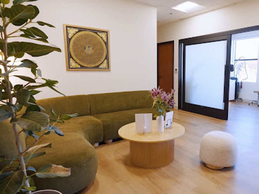 Komal Aesthetics & Wellness