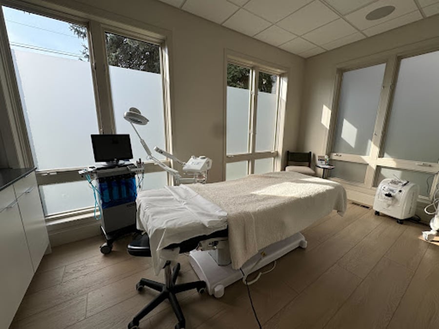 RegenCen: Dr. Gustav Lo, MD