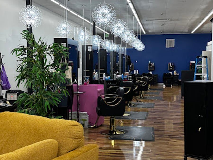 Senza Salon and Med Spa