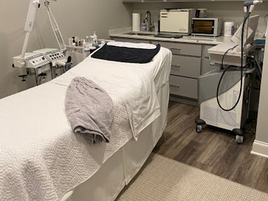 3 Leaf Med Spa