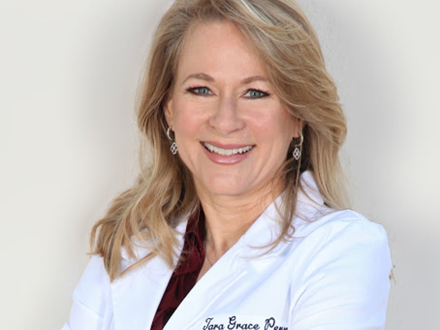 Dr Tara Perry