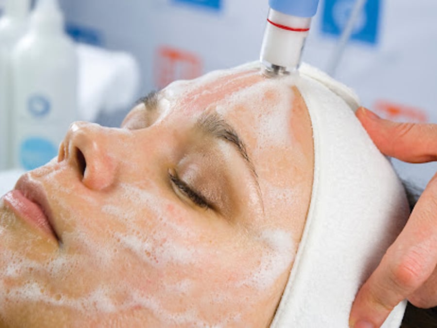 Radiant Lift Skin Spa