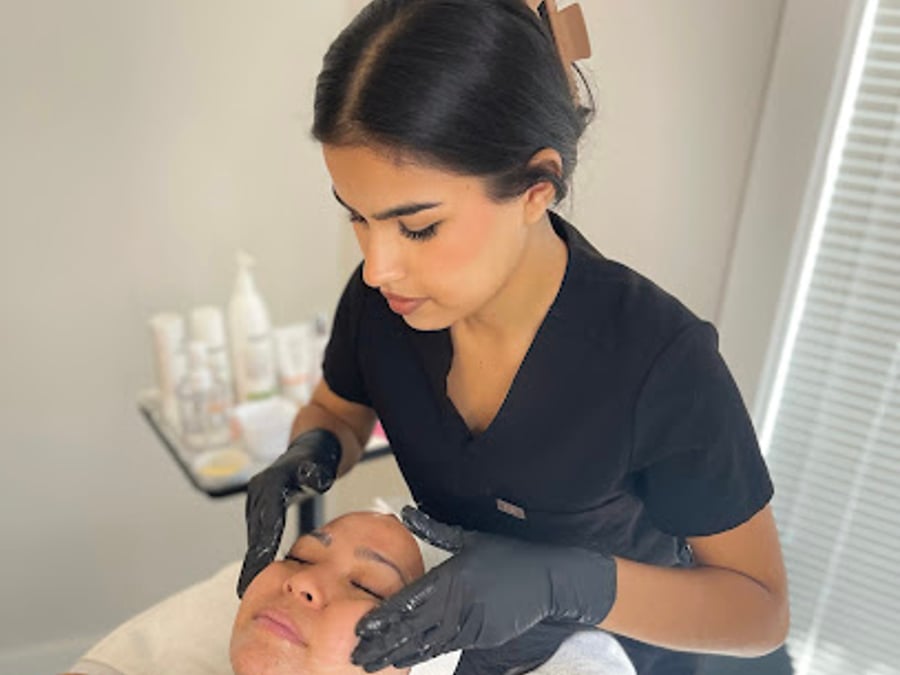 Navs Beauty Lounge