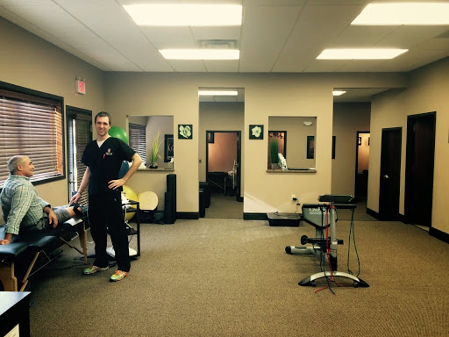 Advanced Sports & Family Chiropractic & Acupuncture: Lee's Summit Location