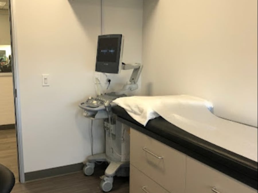 Auxo - Modern Men and Women’s Health Clinic