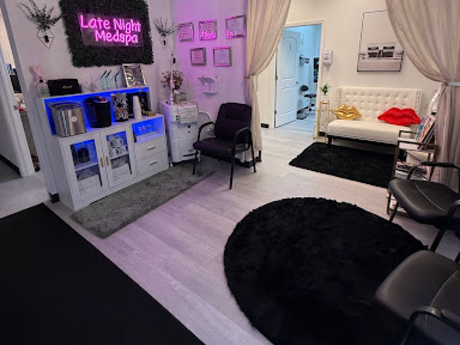 Late Night Medspa, Chicago