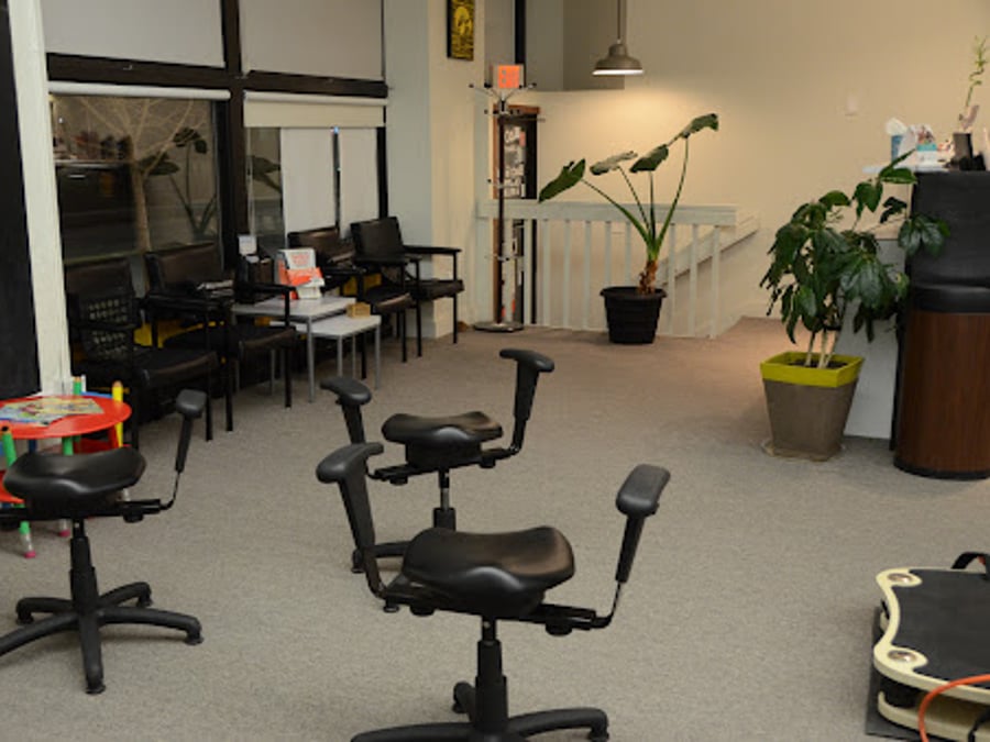 Black & Gold Chiropractic & Wellness