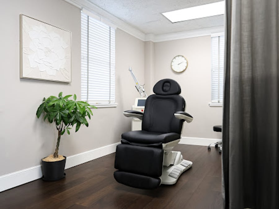 AW Plastic Surgery: Anthony J. Wilson, MD