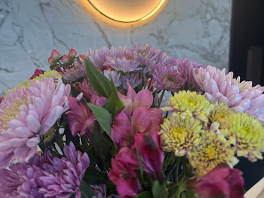 Glō Skin Bar and Medical Spa