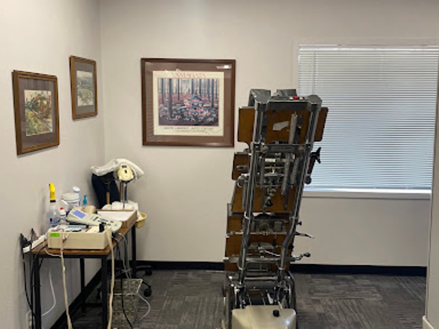 Elcenko Chiropractic Noble Elcenko DC