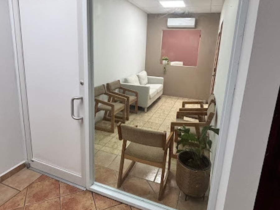 Dr. Iván F. Irizarry Rodríguez I Wellness Medical Clinic