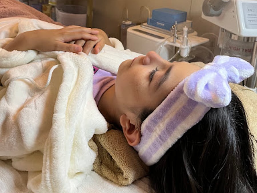Skinplicity Esthetics Facial Spa
