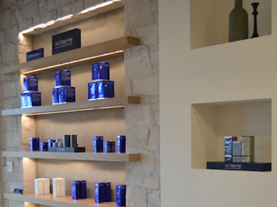 RAW BCS : Rejuvenation Aesthetics + Wellness