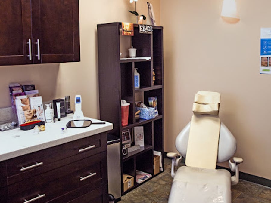 Aesthetics Hawaii: Dr Yew Botox Filler Specialist