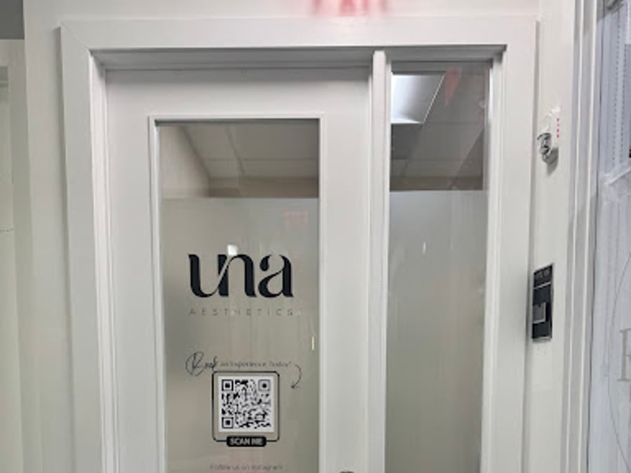 Una Aesthetics