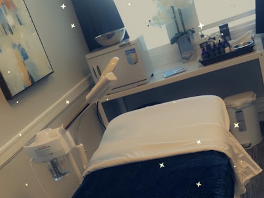 Alluring Looks Spa and Beauty Bar