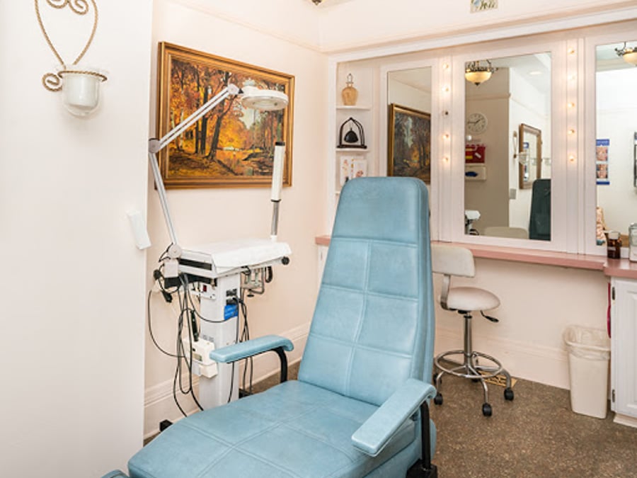 Aesthetic Arts Institute of Plastic Surgery