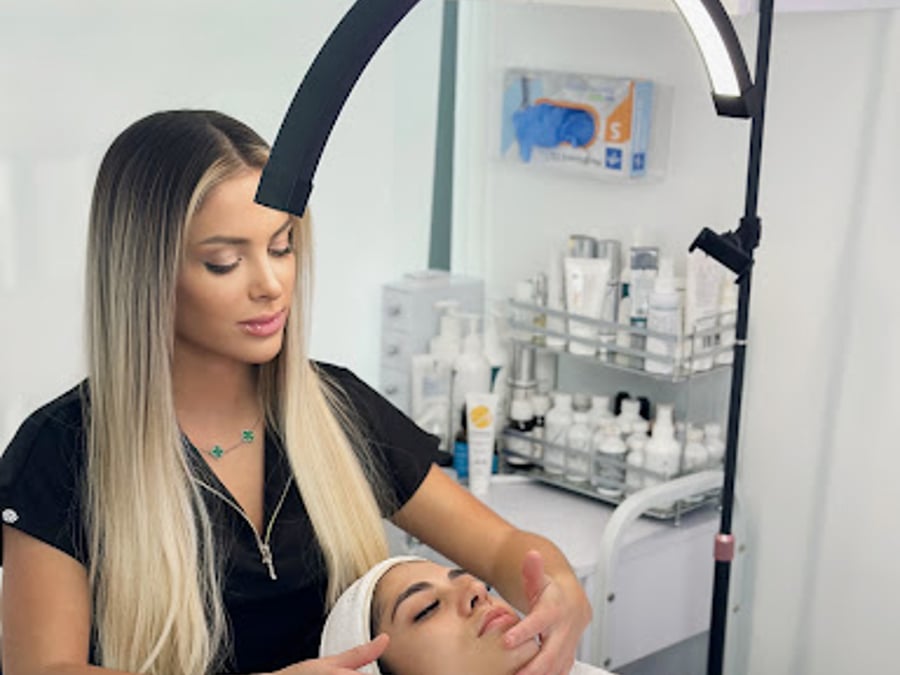 Deluxe Med Spa Beauty
