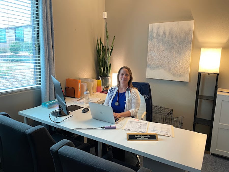 Dr. Angela Carlson Naturopathic & Holistic Doctor