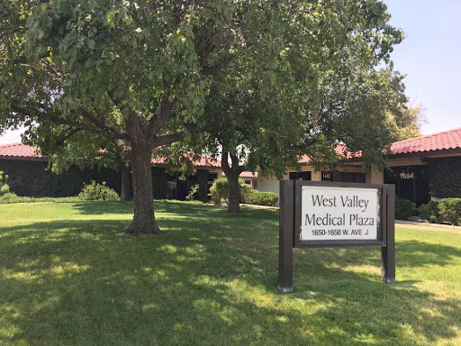 AV Chiropractic Health Center