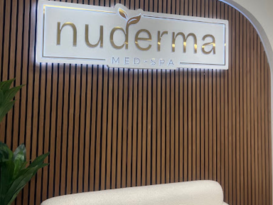Nuderma med spa